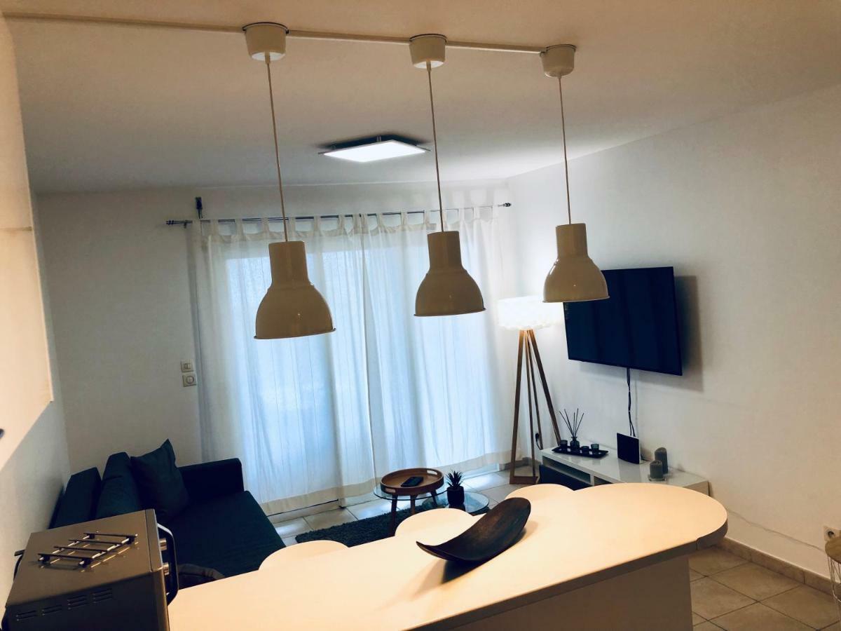 Appartement Au Bord De L'Eau เลอ มูเล่ ภายนอก รูปภาพ